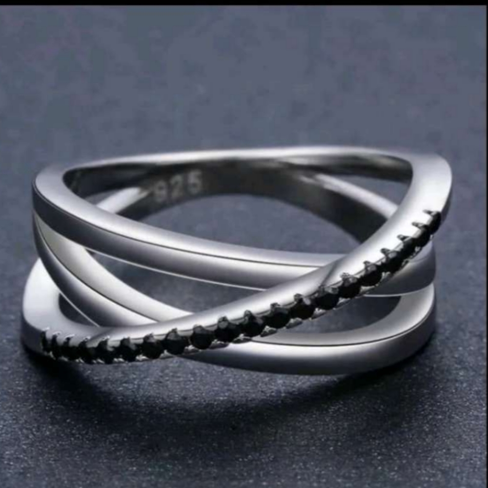 NEW Black Sapphire Silver 925 Ring